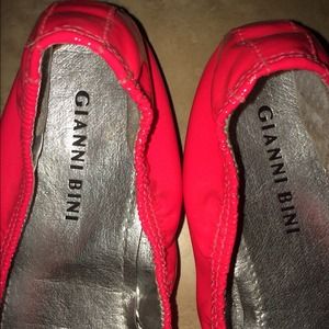 Gianni Bini Flats