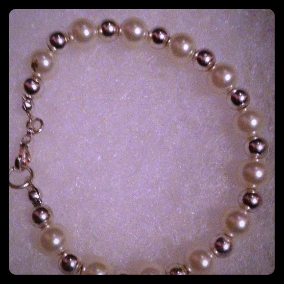 Child's bracelet