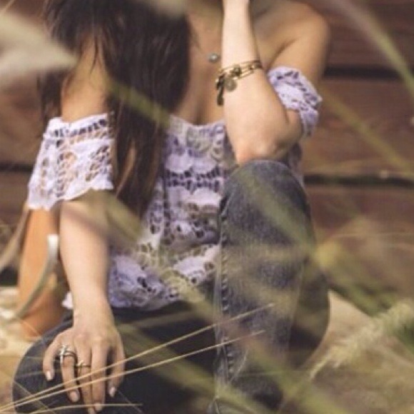 Lavender inspired stone cold fox top - Picture 3 of 4