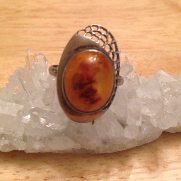 Vintage Genuine sterling silver AMBER Ring!