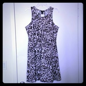 ***SOLD IN BUNDLE*** NWT H&M leopard dress