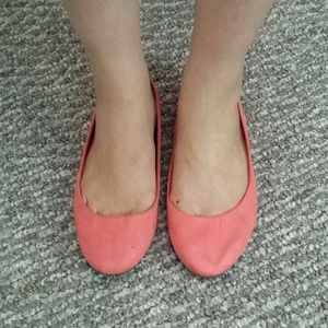 H&M coral pink flats