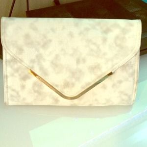 Bcbg clutch