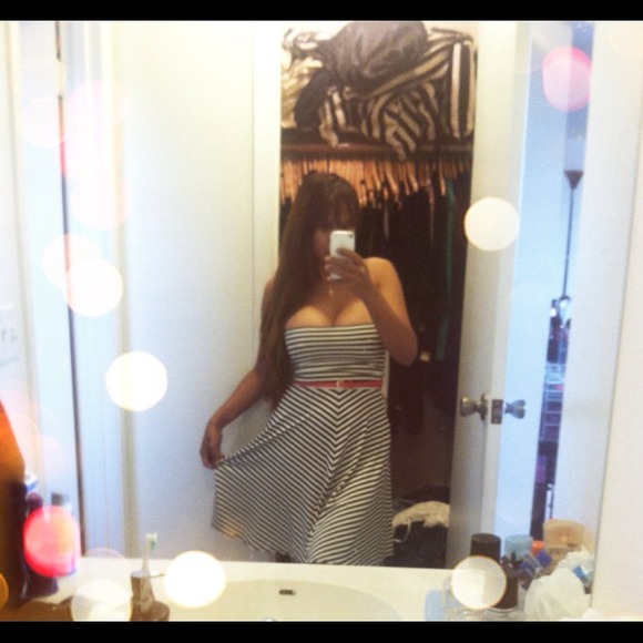 Juicy Couture Dress - Picture 2 of 3