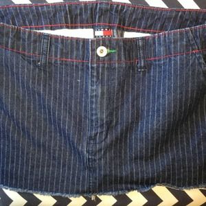 Tommy Hilfiger mini skirt