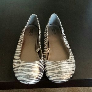 Glitter zebra flats