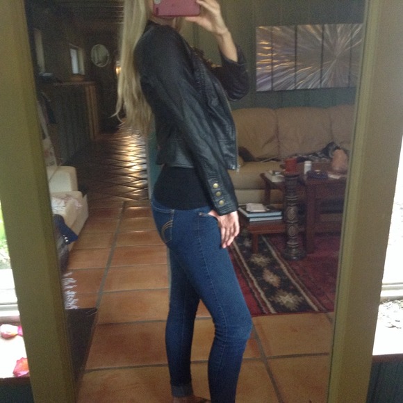 🚫SOLD🚫 - Picture 2 of 4