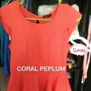 💛CORAL PEPLUM TOP💛