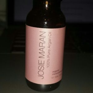 Josie Maran Argan oil