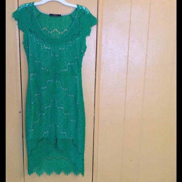 New lace dress