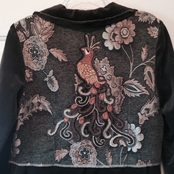 Awesome ass Jacket! - Picture 3 of 4