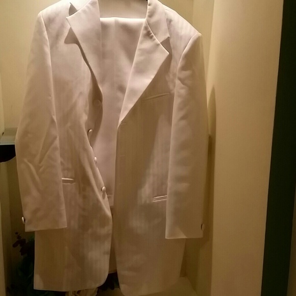 Boy's white suit.