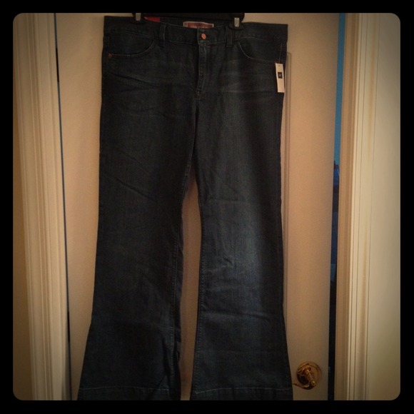 Gap Bell Jeans- NWT