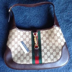 Authentic Classic Gucci Shoulder Handbag