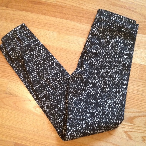 H&M trendy skinny jeans