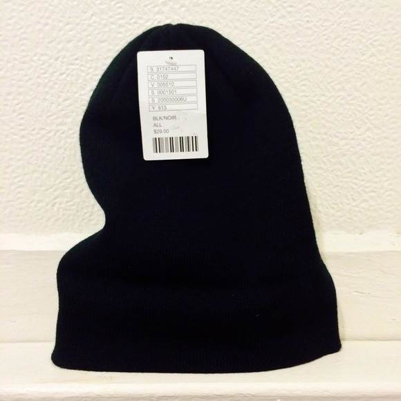 ?BUNDLED?NEW OBEY Black Beanie Urban Outfitters