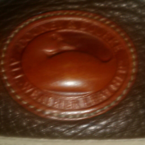Dooney and bourke shoulder bag