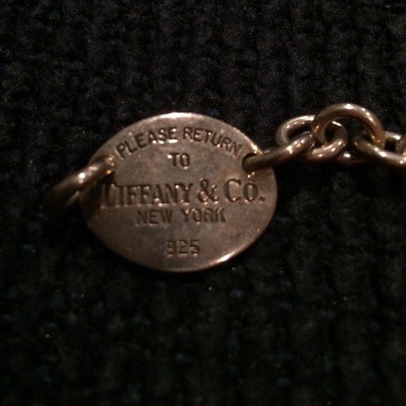 Authentic Return to Tiffany Oval Tag Necklace - Picture 4 of 4