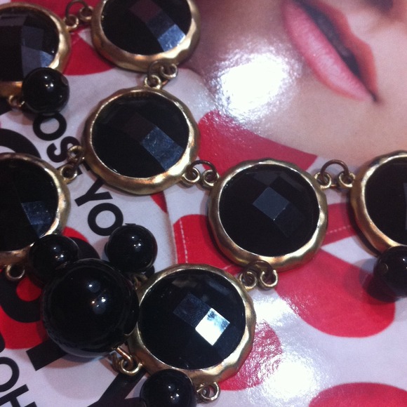 50% OFF⭐️Trendy Chic Black Bubble Necklace - Picture 2 of 2