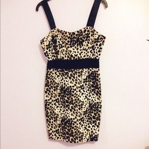 Stunning cheetah print dress 🐯