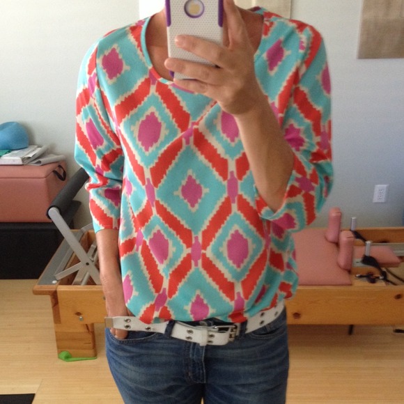 🌺🌺BLOUSE🌺🌺 - Picture 3 of 4