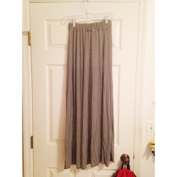 Brandy Melville striped maxi skirt