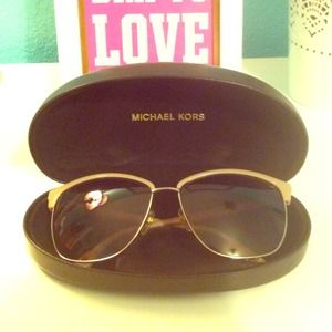 🌸AUTHENTIC Michael Kors Sunglasses