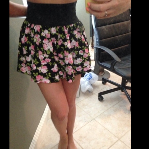 High waist floral skirt - Picture 3 of 4
