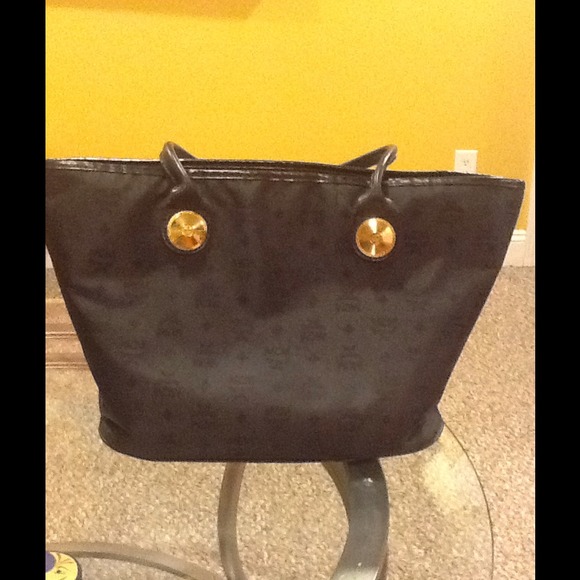 MCM Handbags - PRICE FIRM- Authentic Vintage MCM Munchen Tote Bag