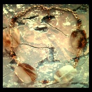 Agate and cognac crystal necklace set