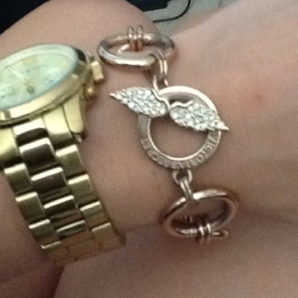 Rose gold Victoria Secret bracelet - Picture 2 of 2
