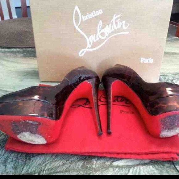 CHRISTIAN LOUBOUTIN "Lady Peep" Patent Leather - Picture 4 of 4