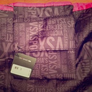 ✨$5 Sale✨ VSX Sport bag