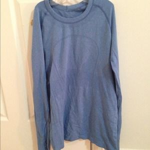 Lululemon long sleeve run swiftly shirt size 8