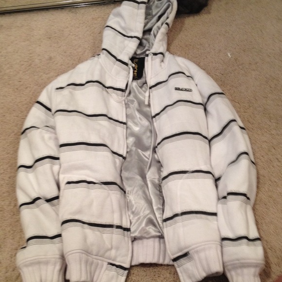 Billabong sweater