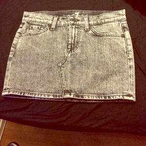 ⭐️7 for all mankind Denim Skirt⭐️