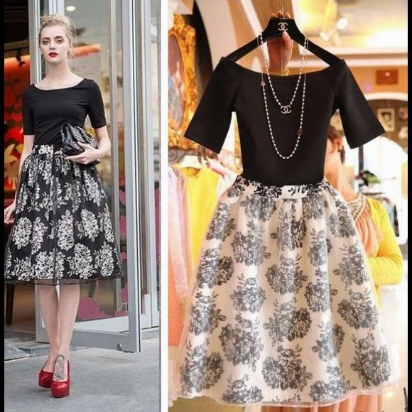 Dresses & Skirts - 🎉HPx7🎉 - The AUDREY 2 piece skirt set