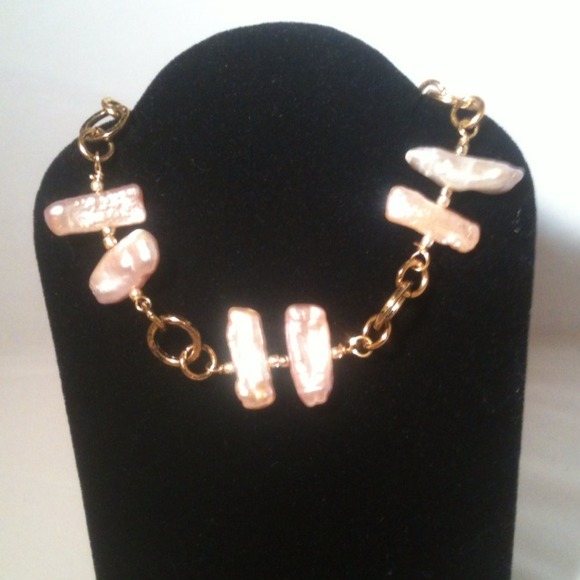 Pearl and chain bracelet - Picture 2 of 3