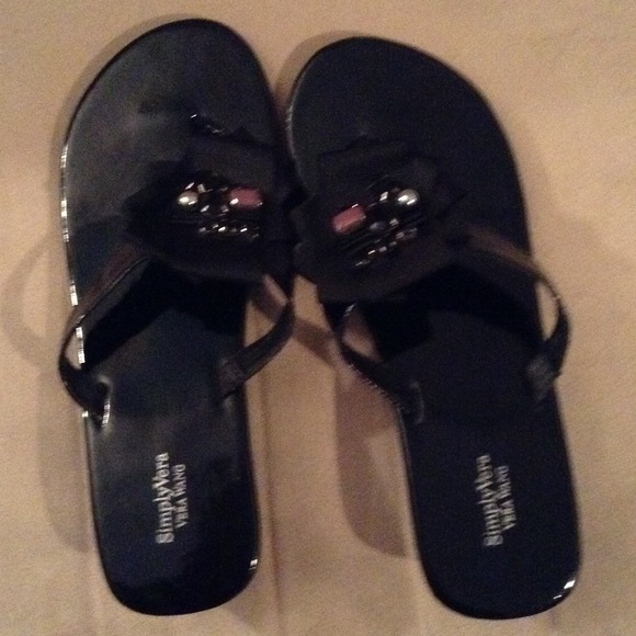 Vera Wang House Shoes Black Vera Wang House Shoes Black