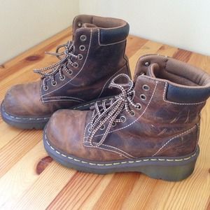 Dr. Martens !
