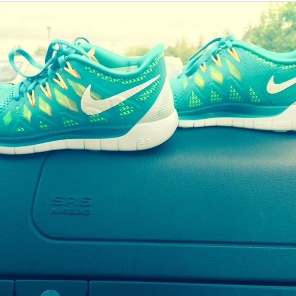 Nike Shoes - New Nike free runs 5.0