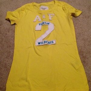🔵Yellow Abercrombie & Fitch shirt