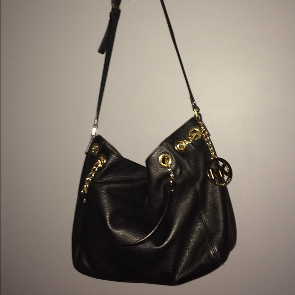 💯 Authentic MK purse. ✨USED✨