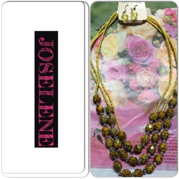 My Style Yellow and Black Necklace Set