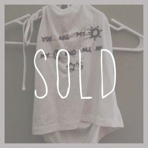 ✖️SOLD✖️BRANDY MELVILLE SACHI TOP❤️❤️