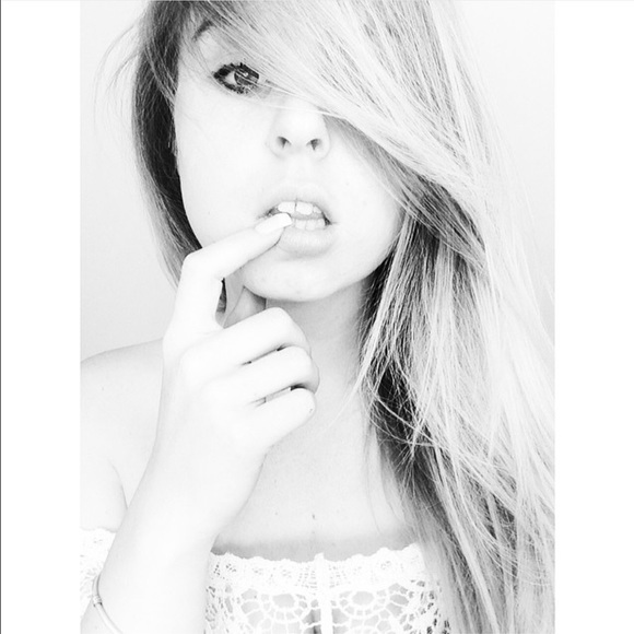 Meet the closet owner💎 - Picture 2 of 4