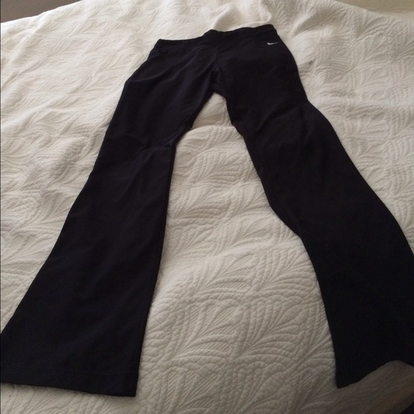Nike Dri Fit training/yoga/running pants medium
