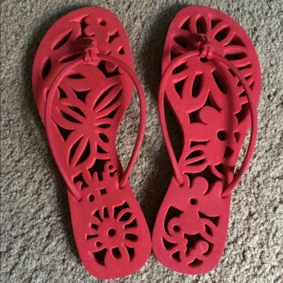 ON HOLD- Floral cutout flip flops