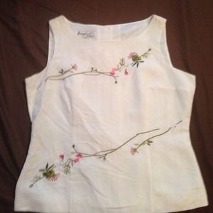 Beautiful white lined looks like linen pant suit