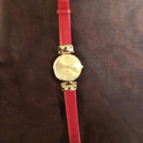 SOLD*****  ON ANOTHER SITE****///GOSSIP/RED WATCH - Picture 3 of 4